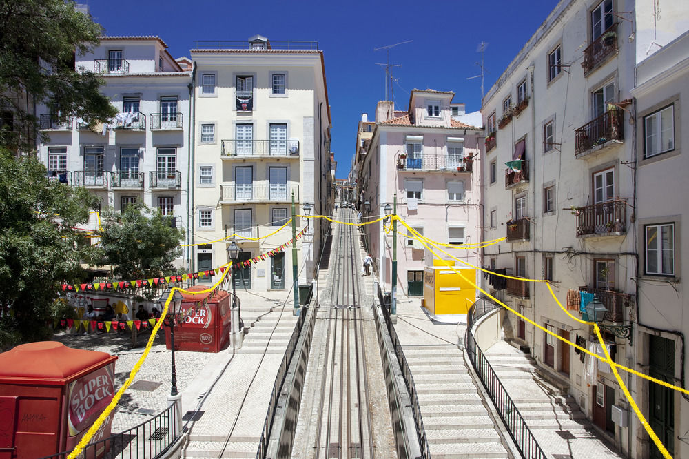 Ascensor da Bica - Lisbon Serviced Apartments image 1